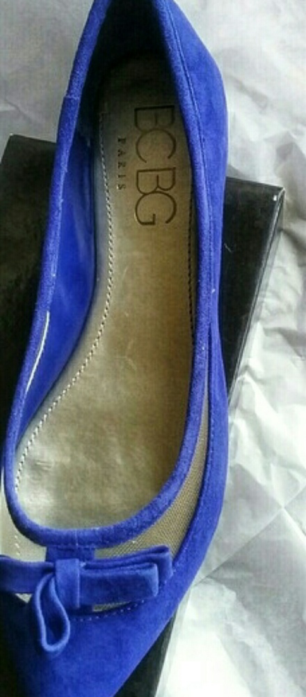 BCBGENERATION Women's Zarine Blue Suede Flats NIB - Picture 3 of 8